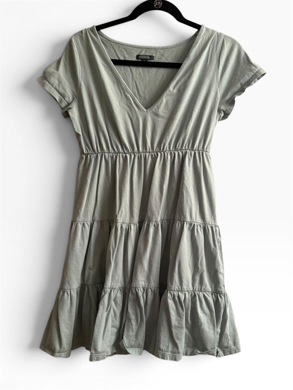 Wild Fable Casual Tiered V-Neck Dress in Sage, Size M